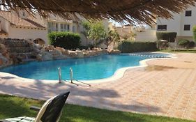 Superbe Appartement Avec Piscine